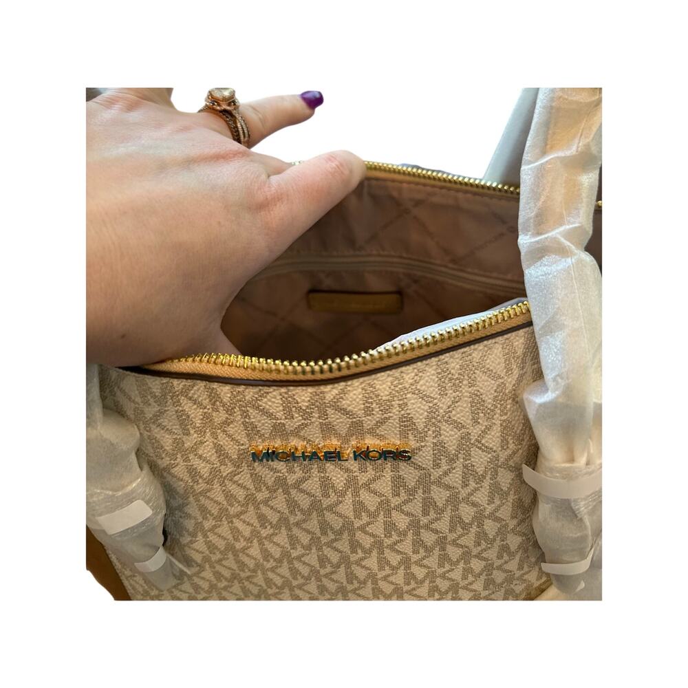*Host Pick* BNWT Michael Kors gold metallic tote - Picture 5 of 15